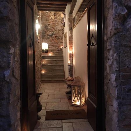 Appartement La Divina Dimora Il Castello Degli Spiriti Magni à Montepescali Extérieur photo