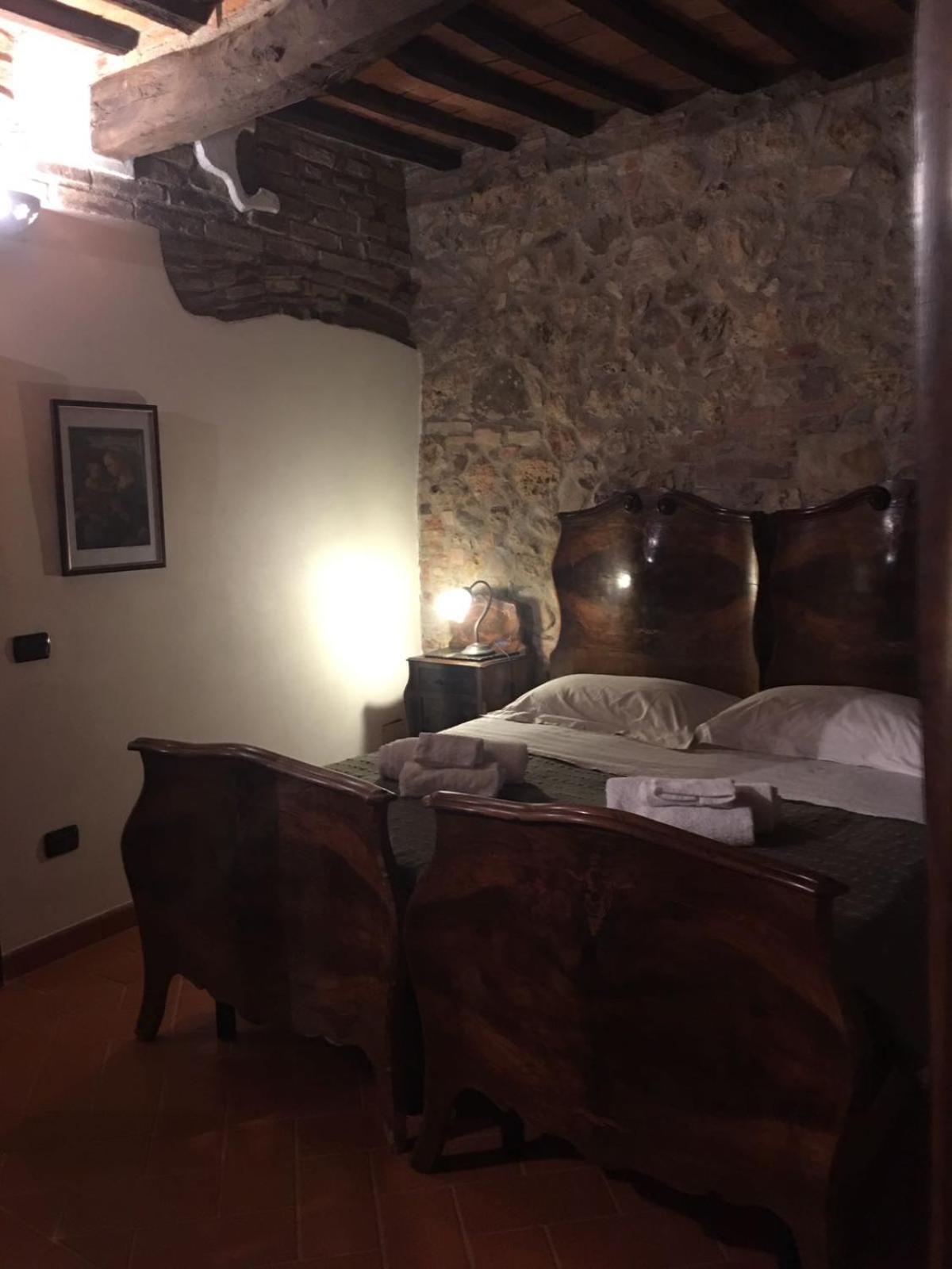 Appartement La Divina Dimora Il Castello Degli Spiriti Magni à Montepescali Extérieur photo