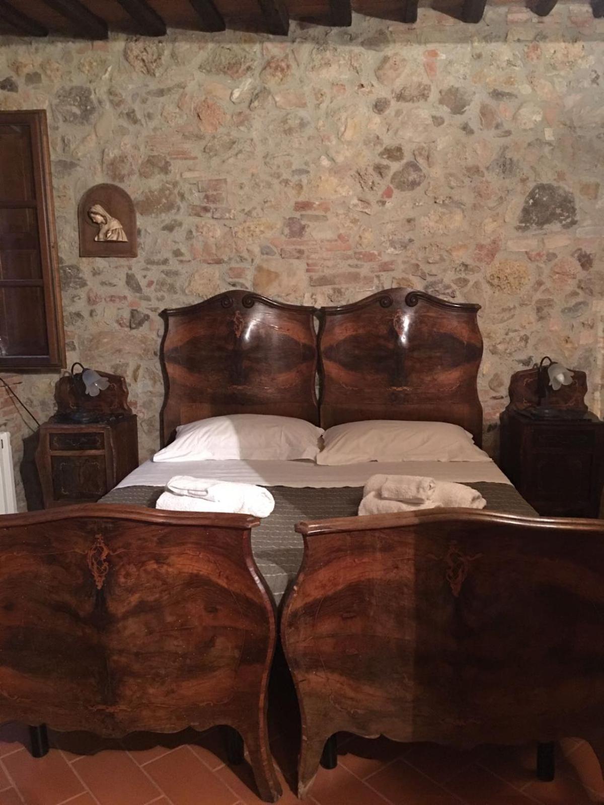 Appartement La Divina Dimora Il Castello Degli Spiriti Magni à Montepescali Extérieur photo
