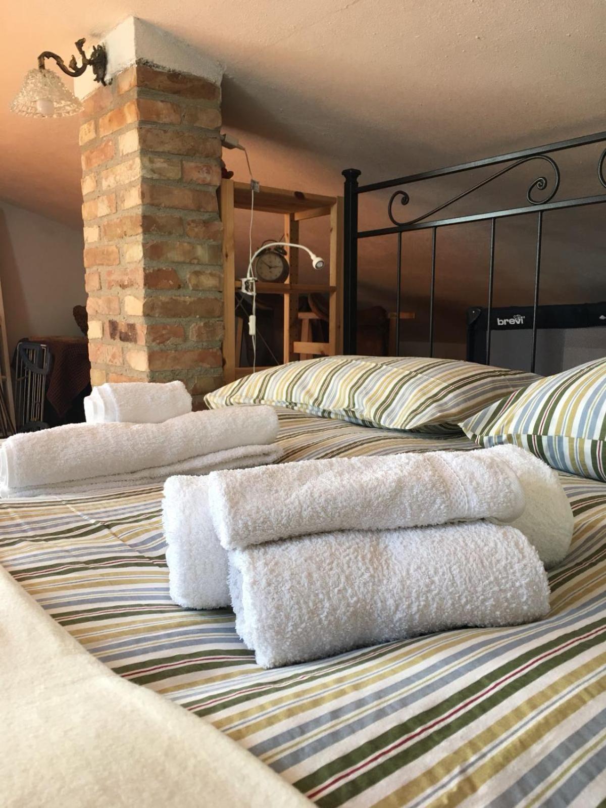 Appartement La Divina Dimora Il Castello Degli Spiriti Magni à Montepescali Extérieur photo